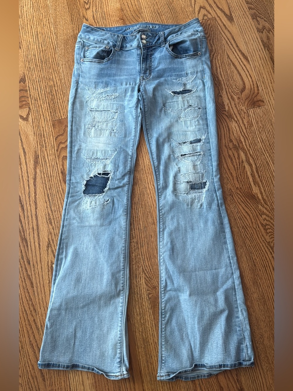 Women's Light Wash Jeans